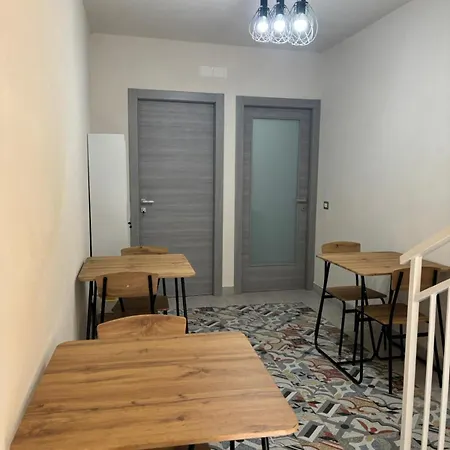 Oda ve Kahvaltı La Corte Di Pirandello